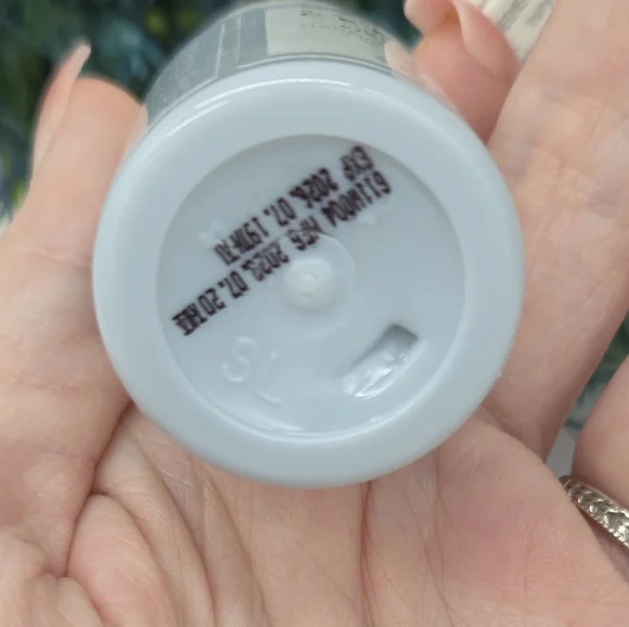 Dr Barbara Sturm Hyaluronic Serum Mini + Skin1004 Madagascar Centella Hyalu-Cica - Picture 15 of 15